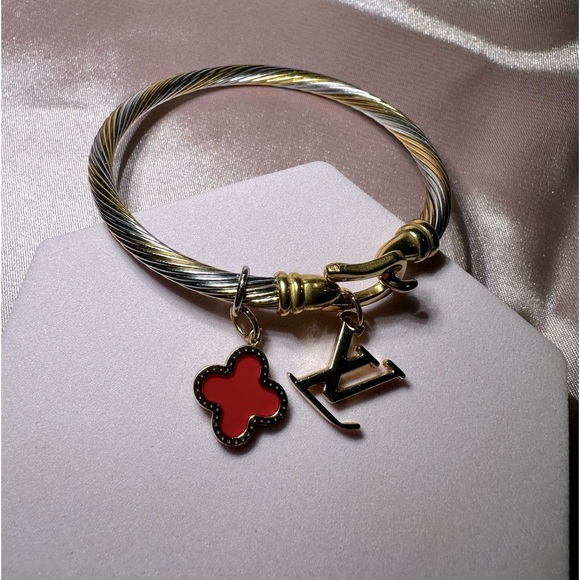 LV Red colored Zipper Pull Charm Authentic Louis Vuitton Charm - Picture 8 of 14